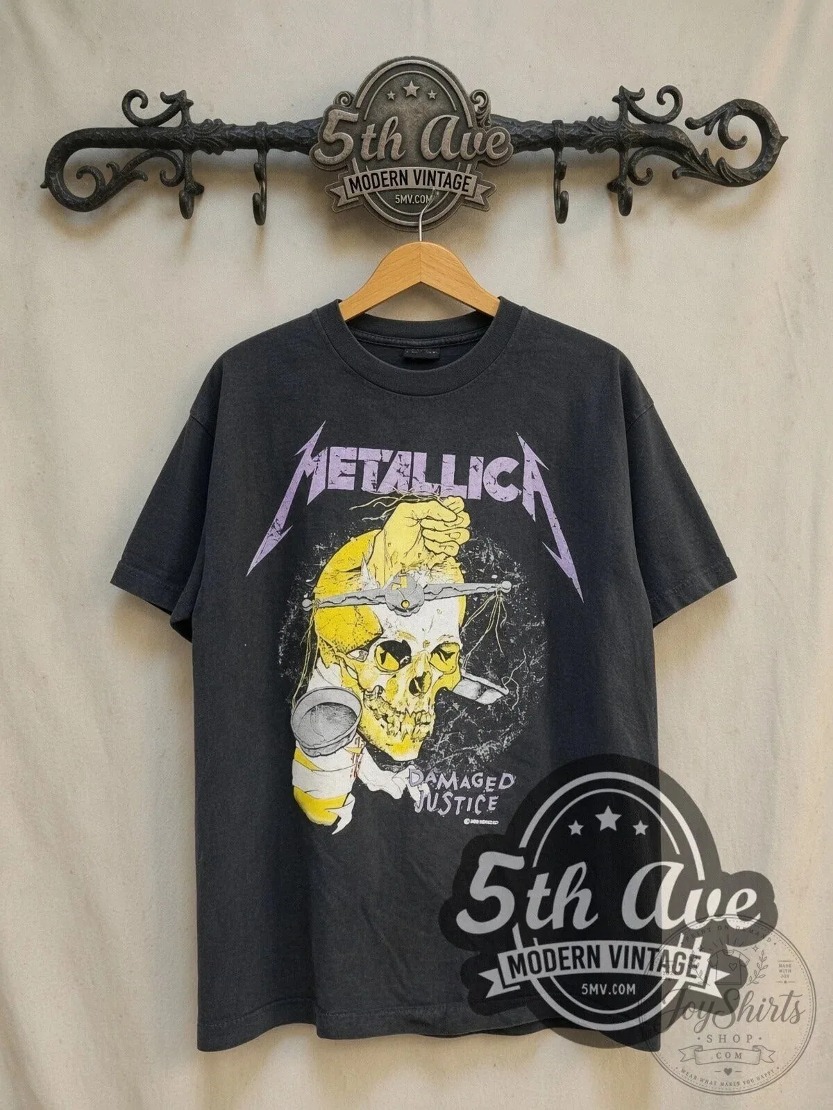 Metallica Damaged Justice Hammer of Justice Crushes You Vintage Band T-Shirt
